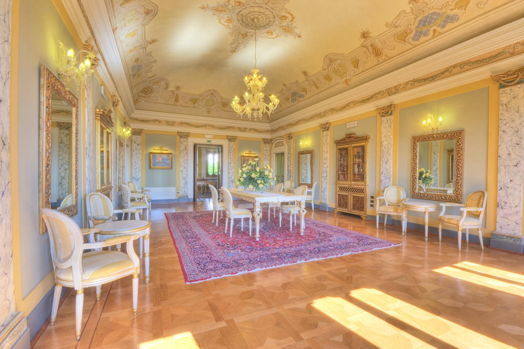 Marchese Del Grillo Hotel Fabriano Luaran gambar